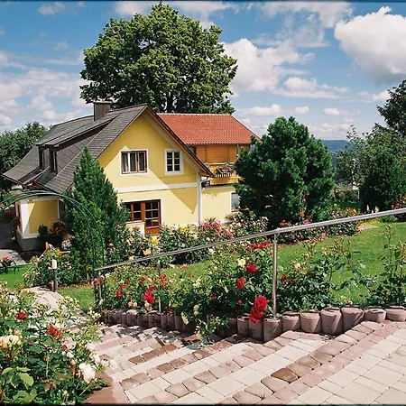 Weingut Lambauer 게스트하우스 3*