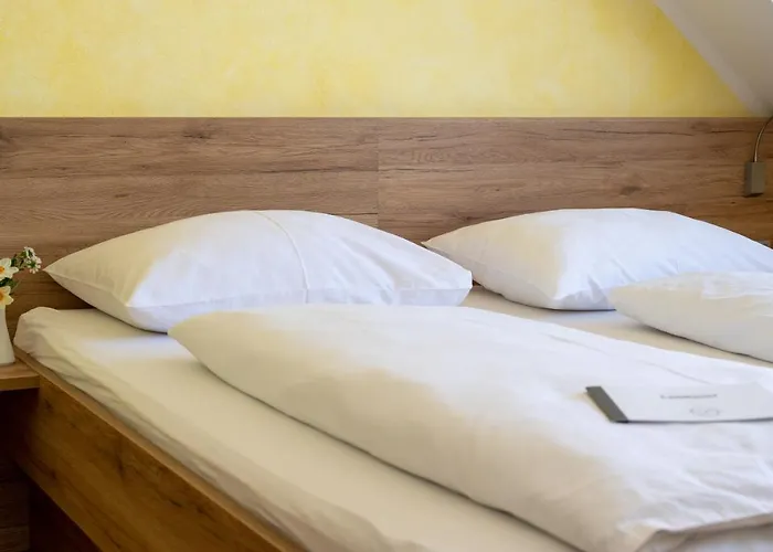 Gasthuis Weingut Lambauer 3*